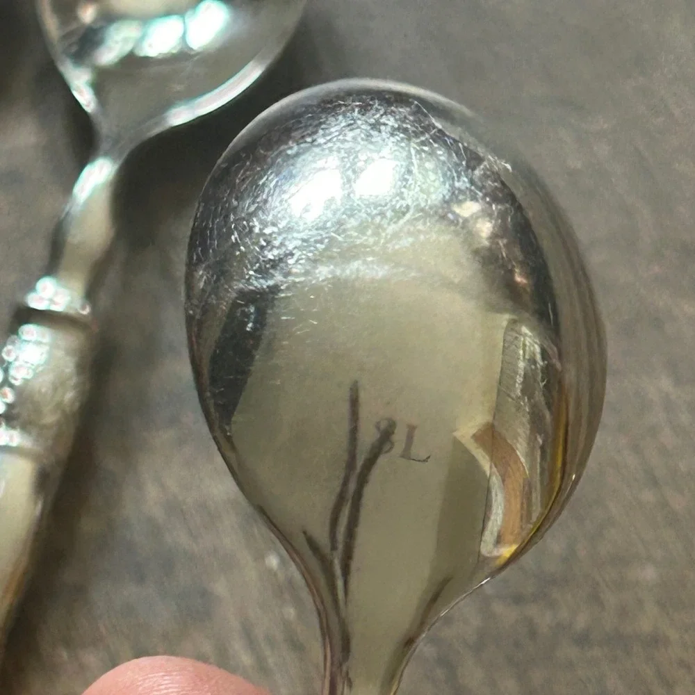 Southern Living Gallery Teaspoon Set of 4 Stainless Flatware Glossy Silver 6.5
